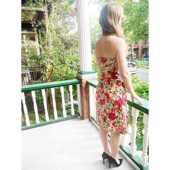Strapless floral midi dress - Picture 2 of 3
